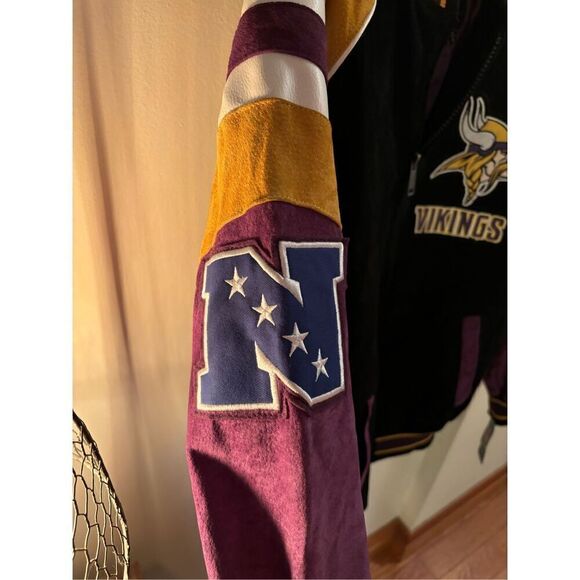 Minnesota Vikings Leather Jacket - Picture 5 of 6